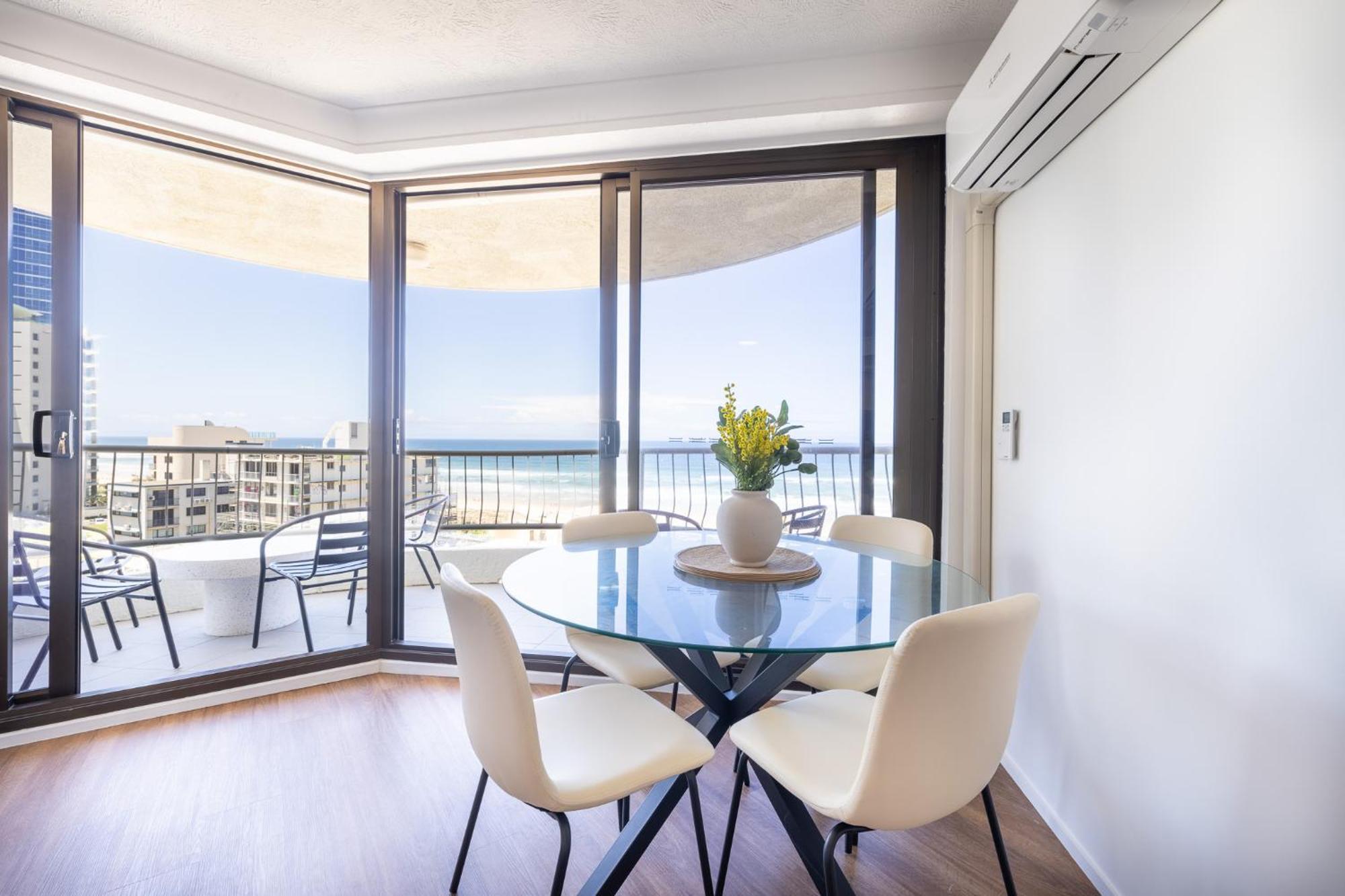 Apartment Waterfront 3-br In The Heart Of The *